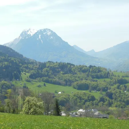 Les Perrelles Bed and breakfast