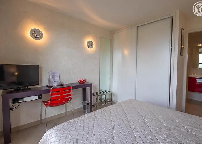 Bed & Breakfast Les Perrelles